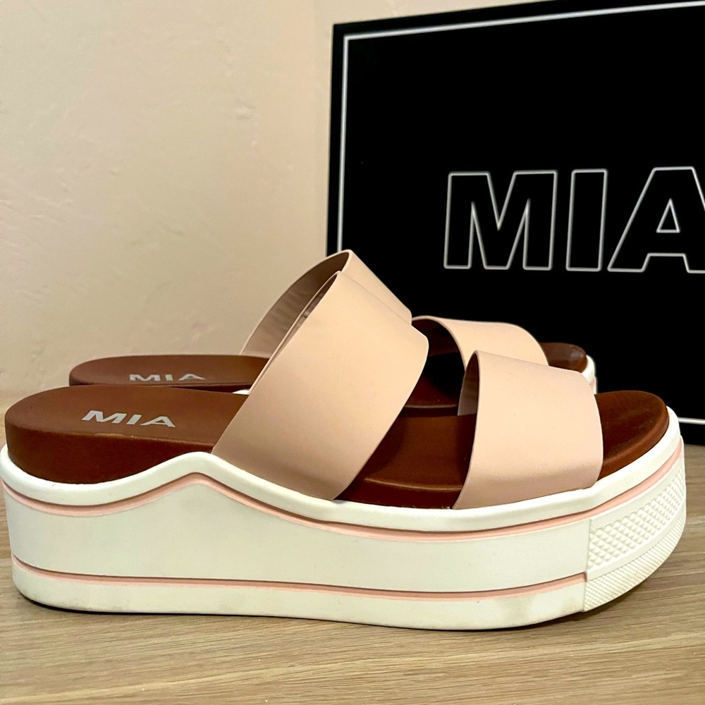 MIA Women's Sandals - Blush and White